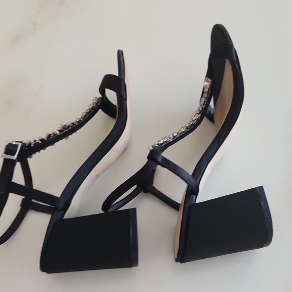 Jewel Badgley Mischka 3 1/2" Black Heels with Crystal Accents - Picture 8 of 11
